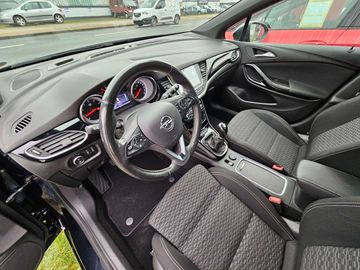 Car image 12