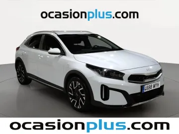 Car image 2