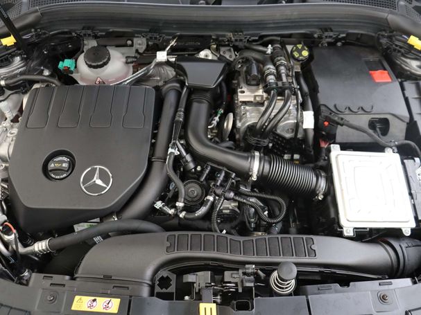 Mercedes-Benz GLA 250 e 160 kW image number 11