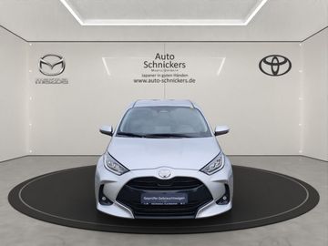 Car image 4