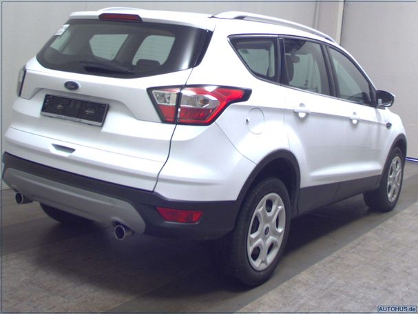 Ford Kuga 2.0 TDCi 4x4 110 kW image number 3