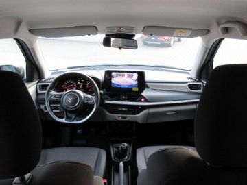 Car image 15