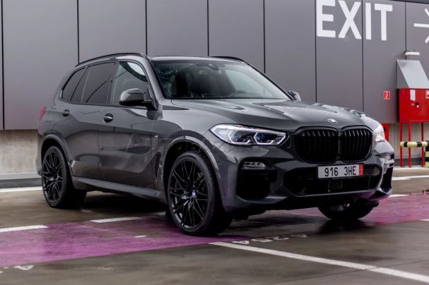 BMW X5 xDrive30d 210 kW image number 2