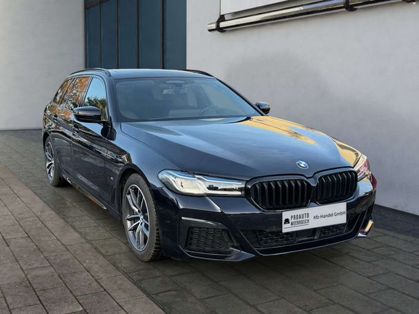 BMW 530d Touring xDrive 210 kW image number 2