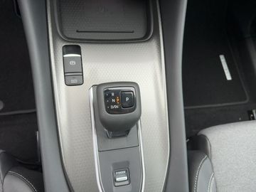 Car image 9