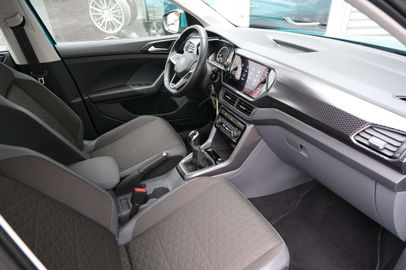 Car image 31