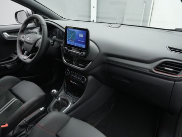 Car image 32