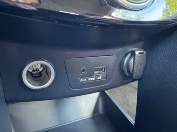 Car image 31