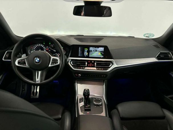 BMW 320i 135 kW image number 16