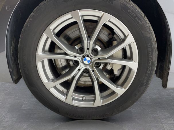 BMW 330i Touring xDrive Sport Line 190 kW image number 9