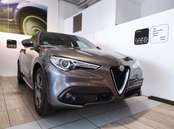 Alfa Romeo Stelvio 2.2 Diesel AT8 Q4 154 kW image number 2