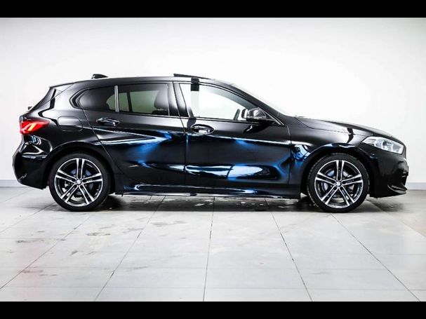 BMW 118i M Sport 101 kW image number 2