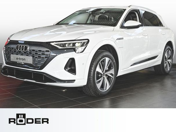 Audi Q8 50 quattro e-tron Advanced 250 kW image number 1