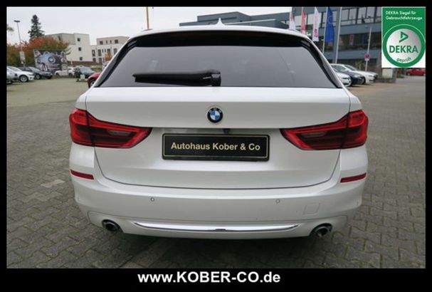 BMW 520d Touring xDrive Luxury Line 140 kW image number 7