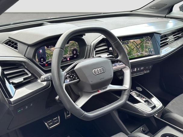 Audi Q4 50 quattro e-tron S-line 220 kW image number 8