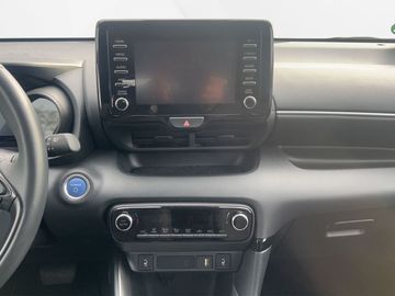 Car image 10