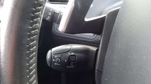 Peugeot 2008 PureTech Active 60 kW image number 23