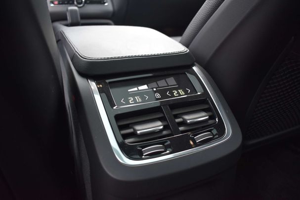 Volvo XC90 T8 Recharge AWD Ultimate 335 kW image number 36