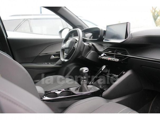 Peugeot 2008 PureTech 130 96 kW image number 25