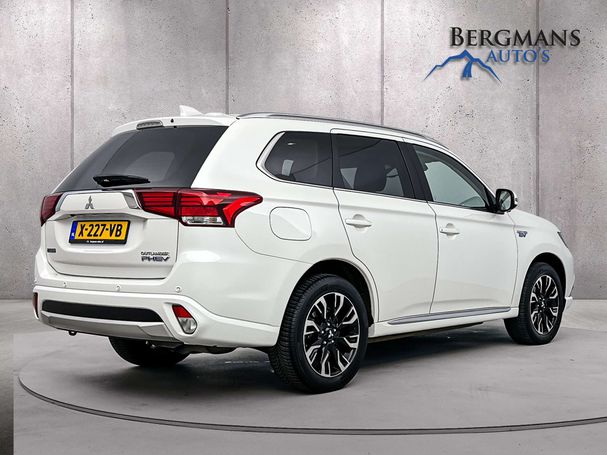 Mitsubishi Outlander 135 kW image number 2