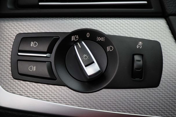 BMW 520i 135 kW image number 31