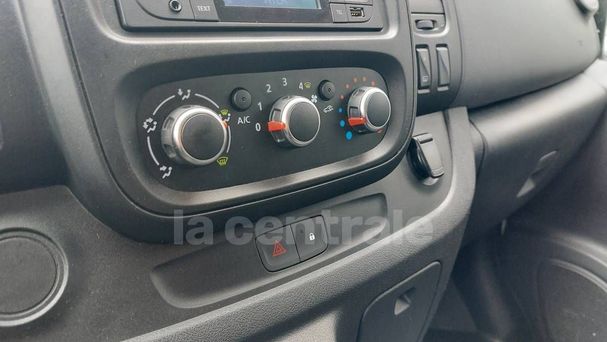  Renault Trafic dCi 145 107 kW image number 16