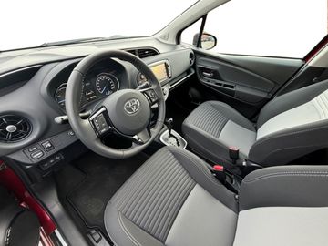 Car image 12