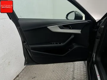 Car image 28