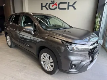 Car image 3