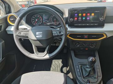 Car image 13