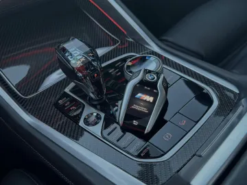 Car image 46