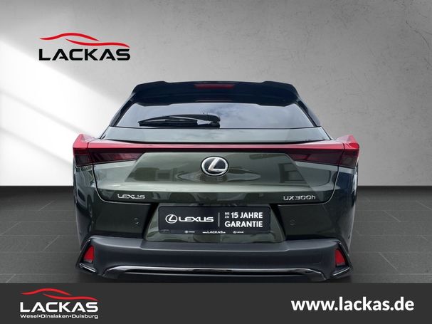 Lexus UX 300h 146 kW image number 3