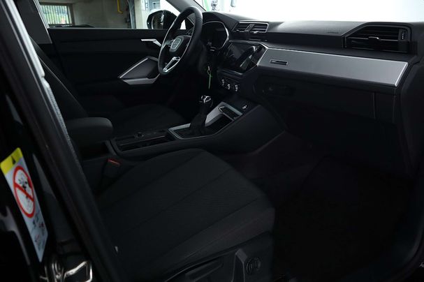 Audi Q3 45 TFSIe S tronic 180 kW image number 33