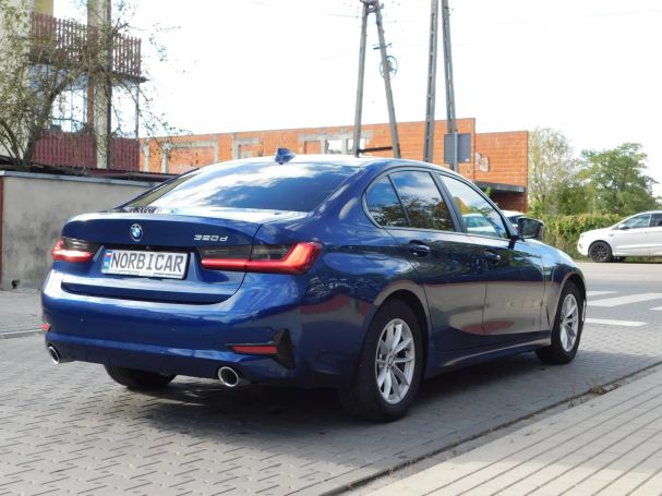 BMW 320d Efficient Dynamic Advantage 120 kW image number 4