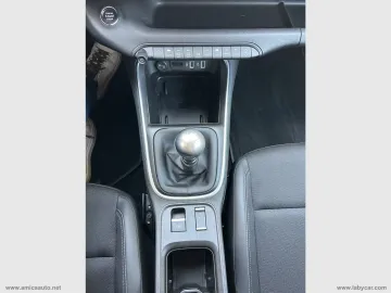 Car image 36
