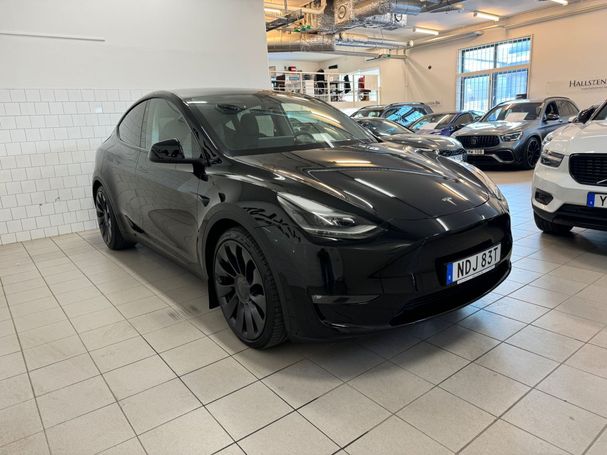 Tesla Model Y Performance AWD 393 kW image number 2