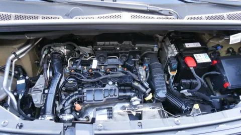 Car image 22