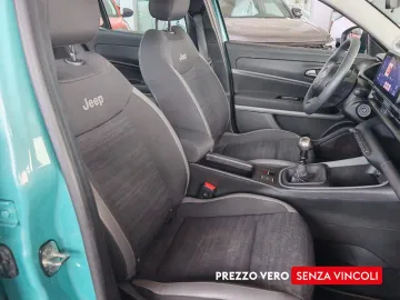 Car image 23