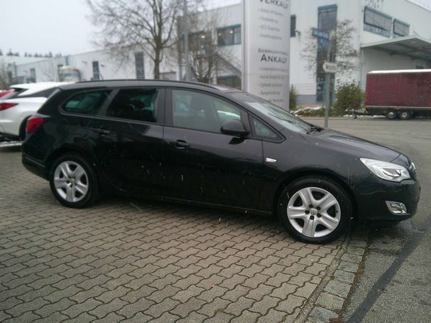 Opel Astra 92 kW image number 2