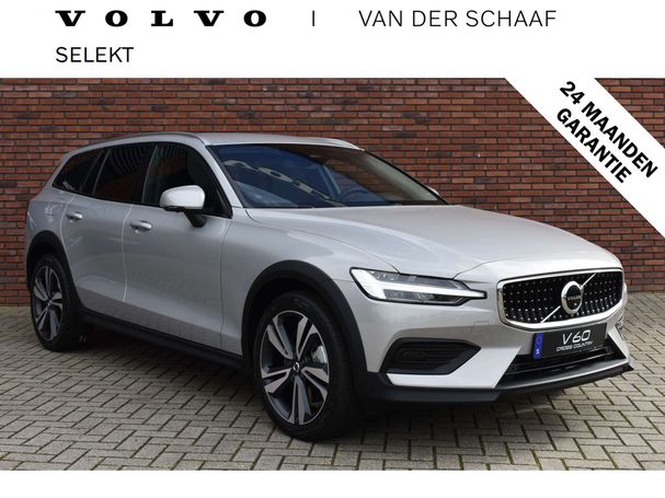 Volvo V60 Cross Country AWD B5 185 kW image number 2