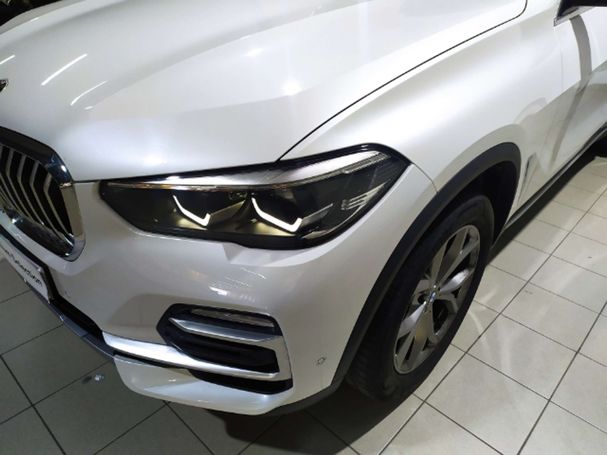 BMW X5 xDrive 195 kW image number 5