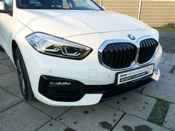 BMW 118i Sport Line 100 kW image number 2