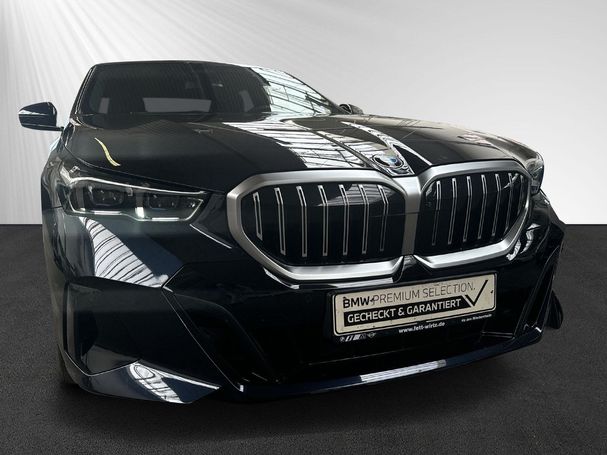 BMW 520i 140 kW image number 11