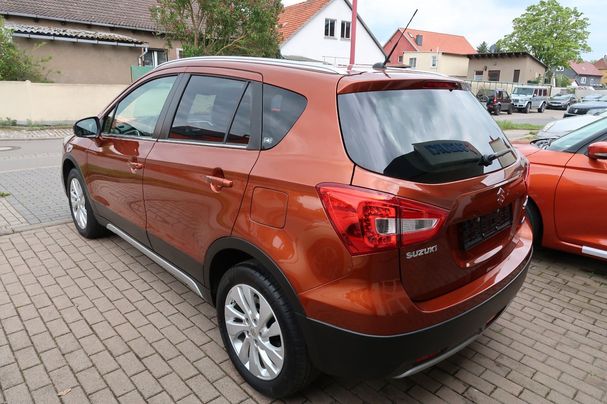 Suzuki SX4 S-Cross 1.4 Boosterjet Hybrid 95 kW image number 4