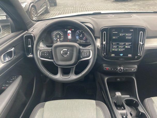 Volvo XC40 120 kW image number 14