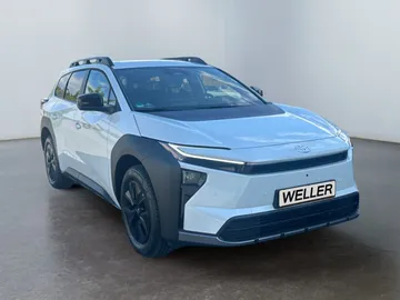 Car image 2