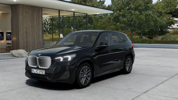 BMW iX1 eDrive20 M Sport 150 kW image number 1