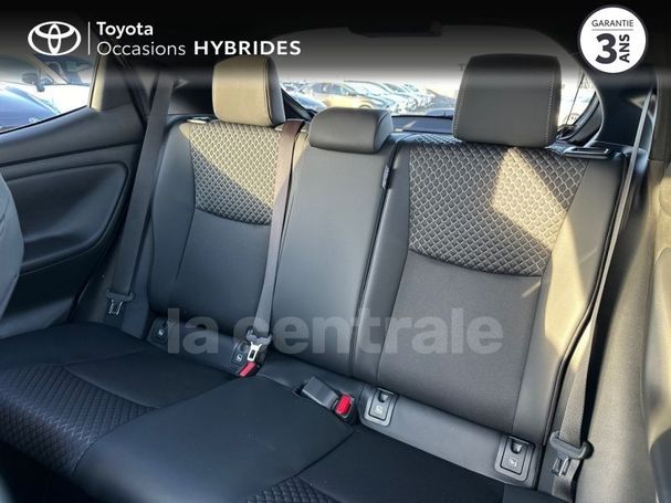 Toyota Yaris Hybrid 85 kW image number 7