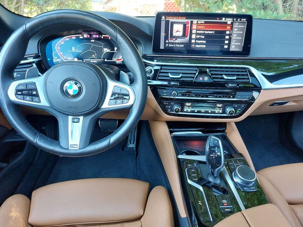 BMW 530d Touring xDrive 210 kW image number 7