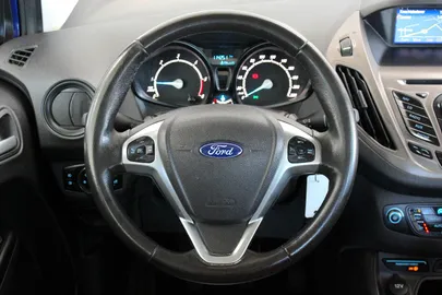 Car image 29